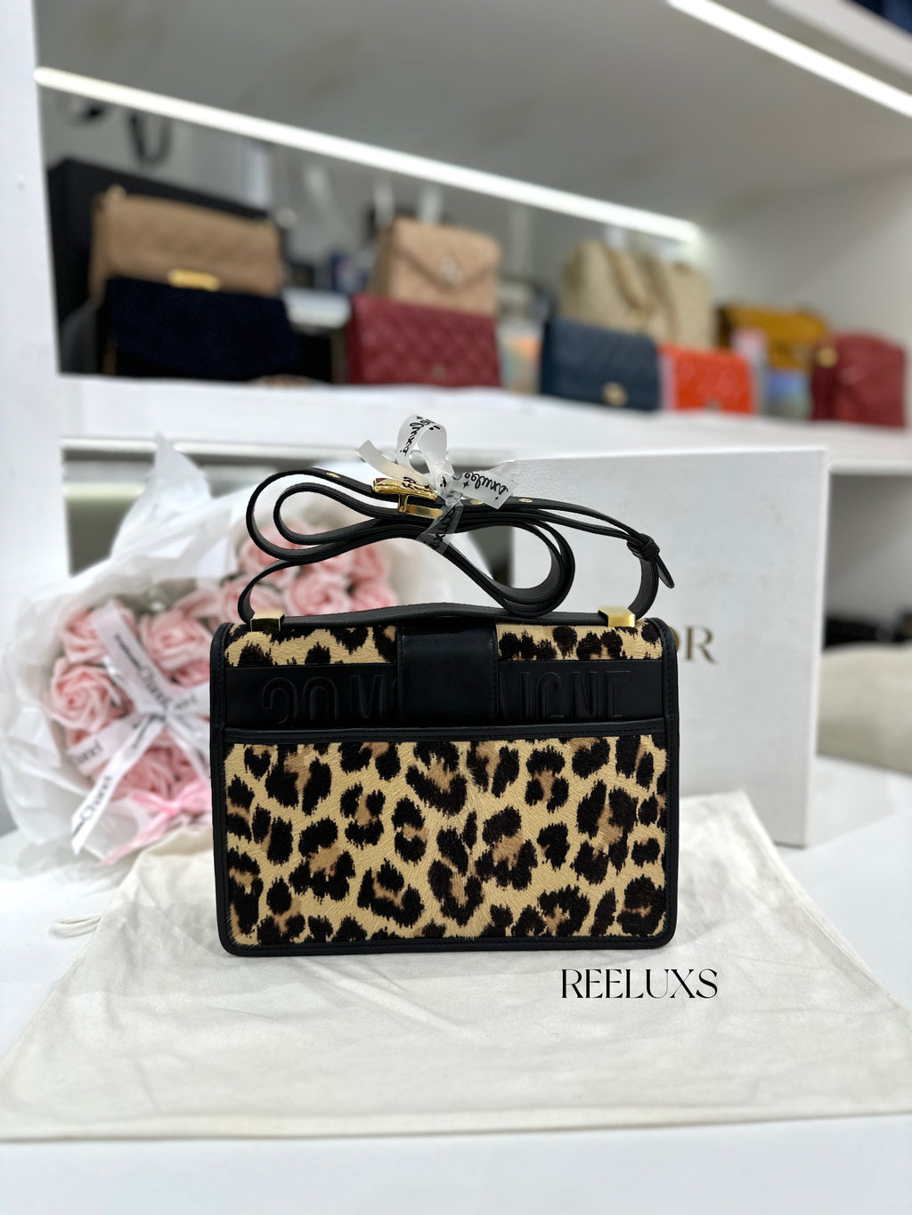 CHRISTIAN DIOR 30 Montaigne Bag