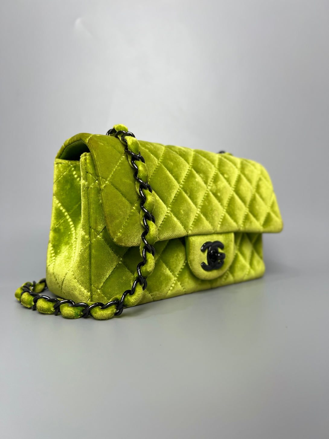 CHANEL Green Lime Quilted Velvet Mini Single Flap Bag - Reeluxs 