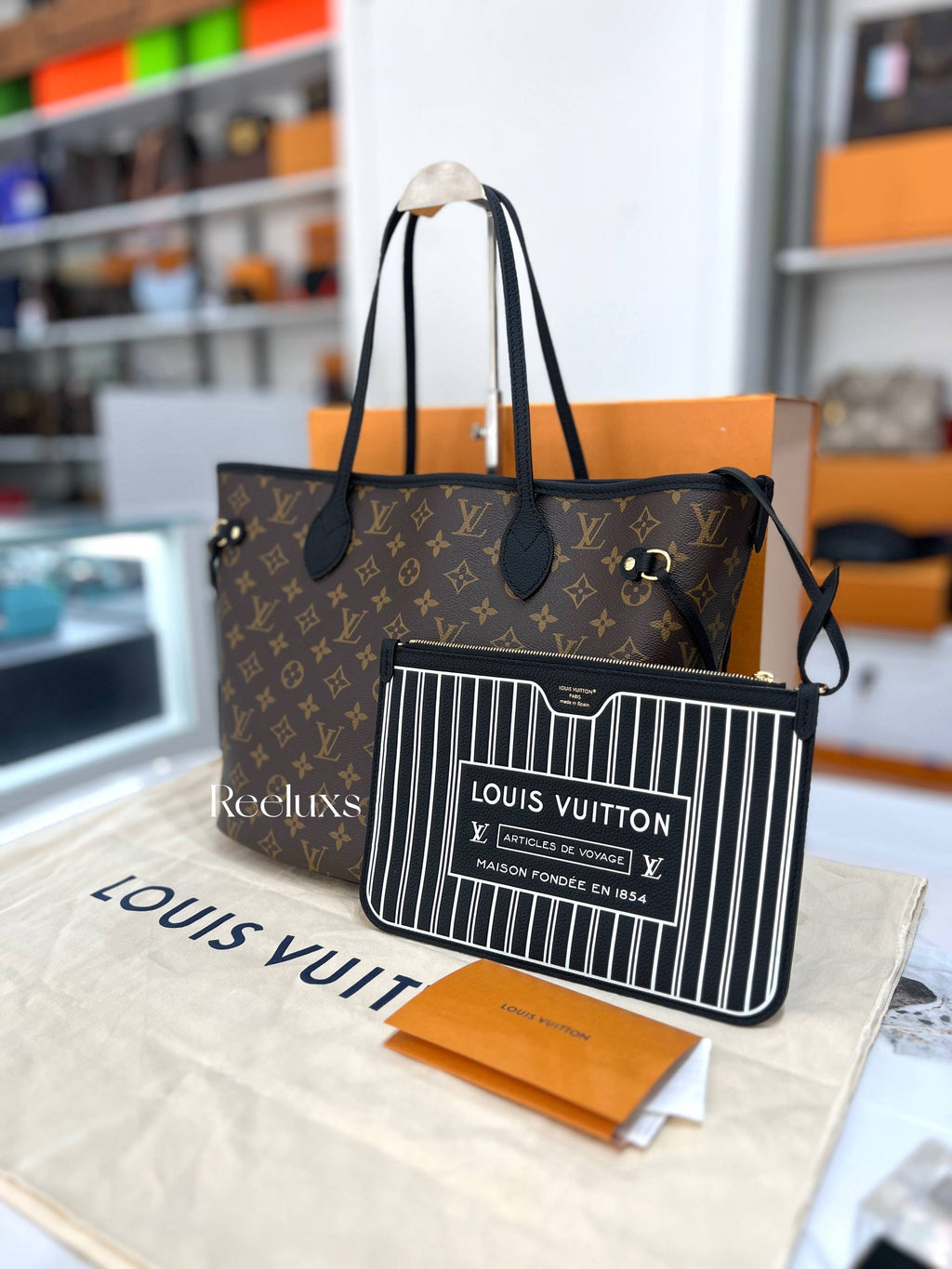 Full Set LOUIS VUITTON Brown and Black Reversible MM Tote Bag