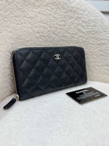 CHANEL Classic Long Zipped Wallet