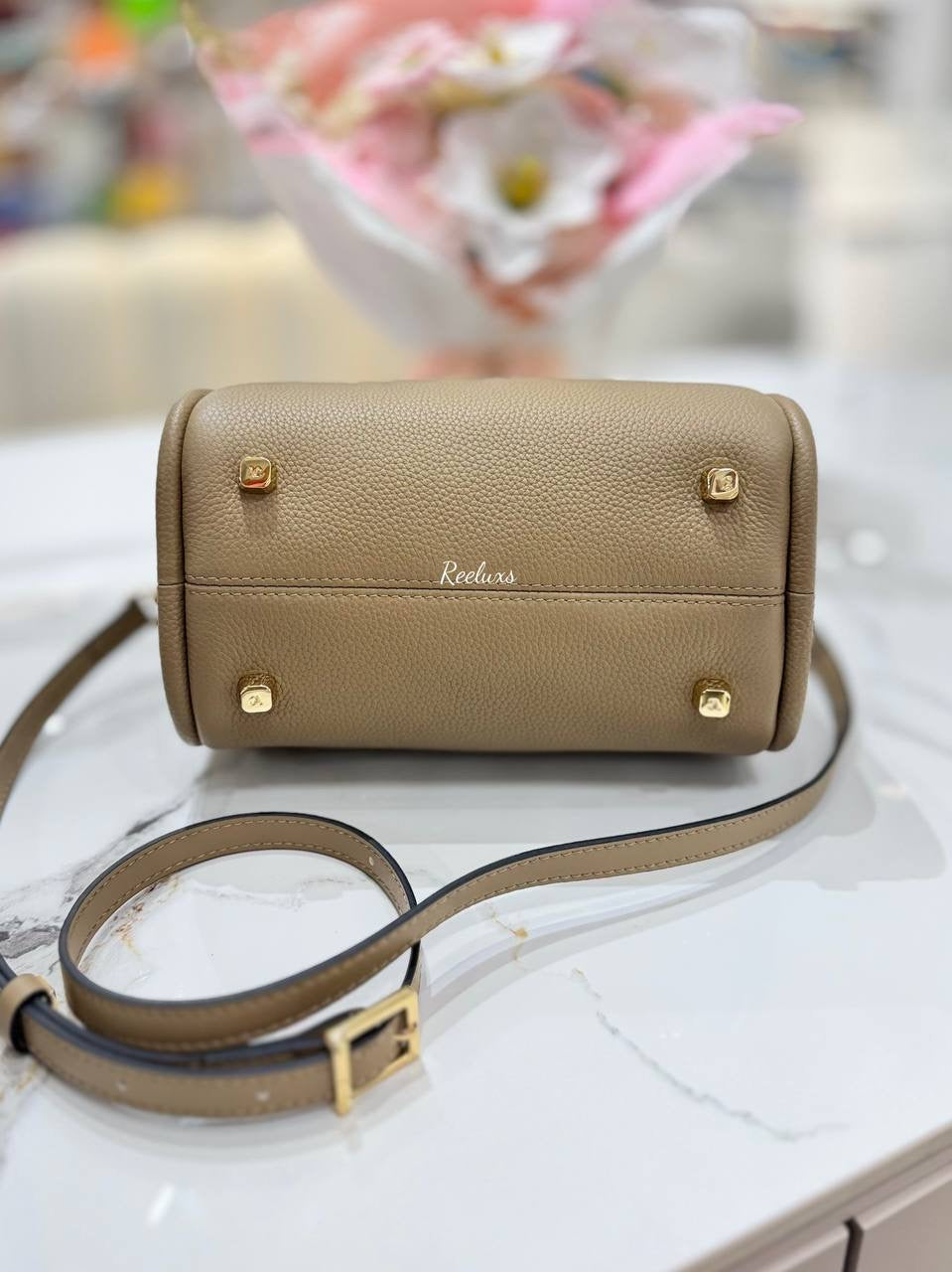 (Unused) VINSON CANDICE Besslynn Hand Bag