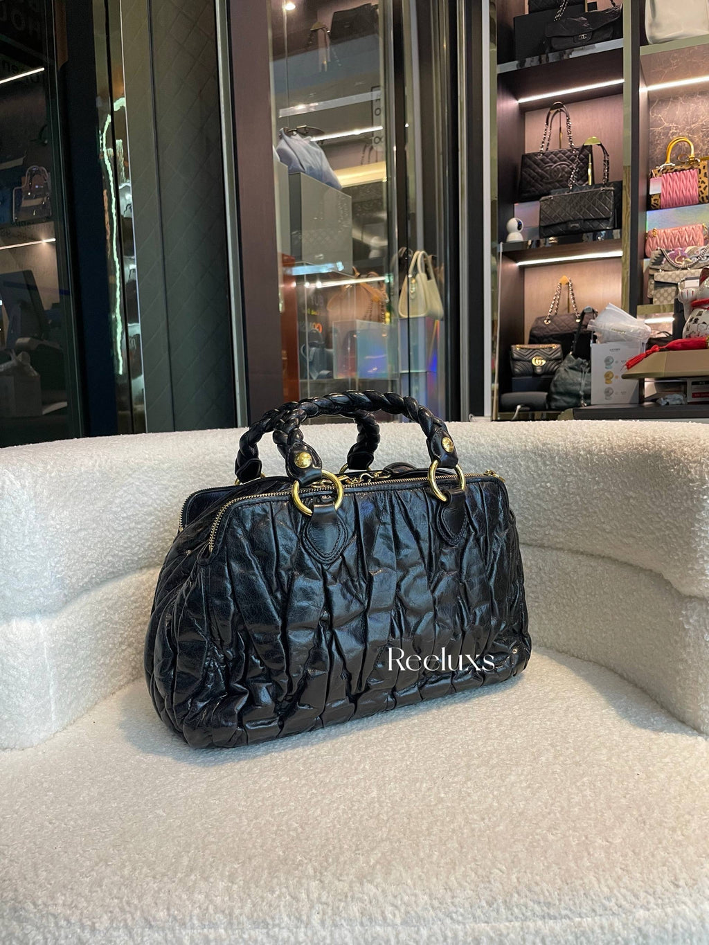 Miu Miu Matelasse Lux Neri Pleated Large Bag