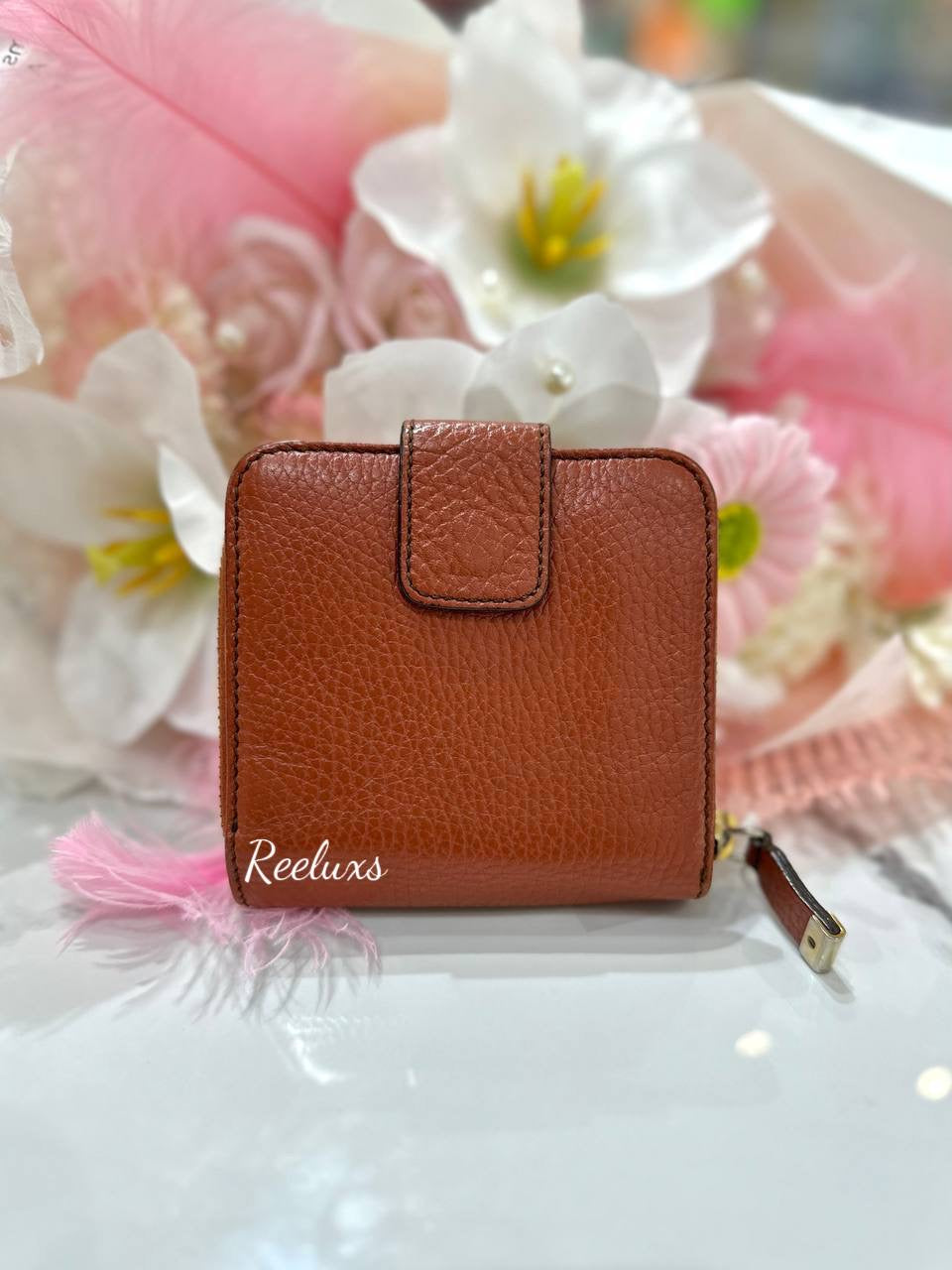 TOD'S Leather Compact Bifold & Coin Wallet
