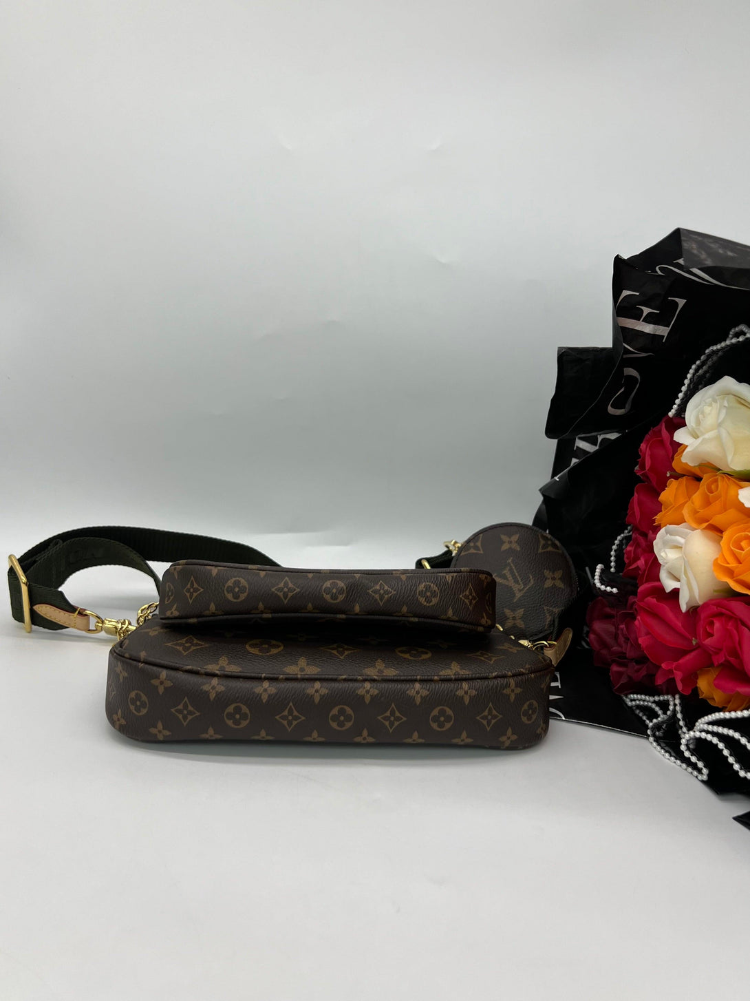 LOUIS VUITTON Multi Pochette Accessoires Shoulder Bag - Reeluxs 