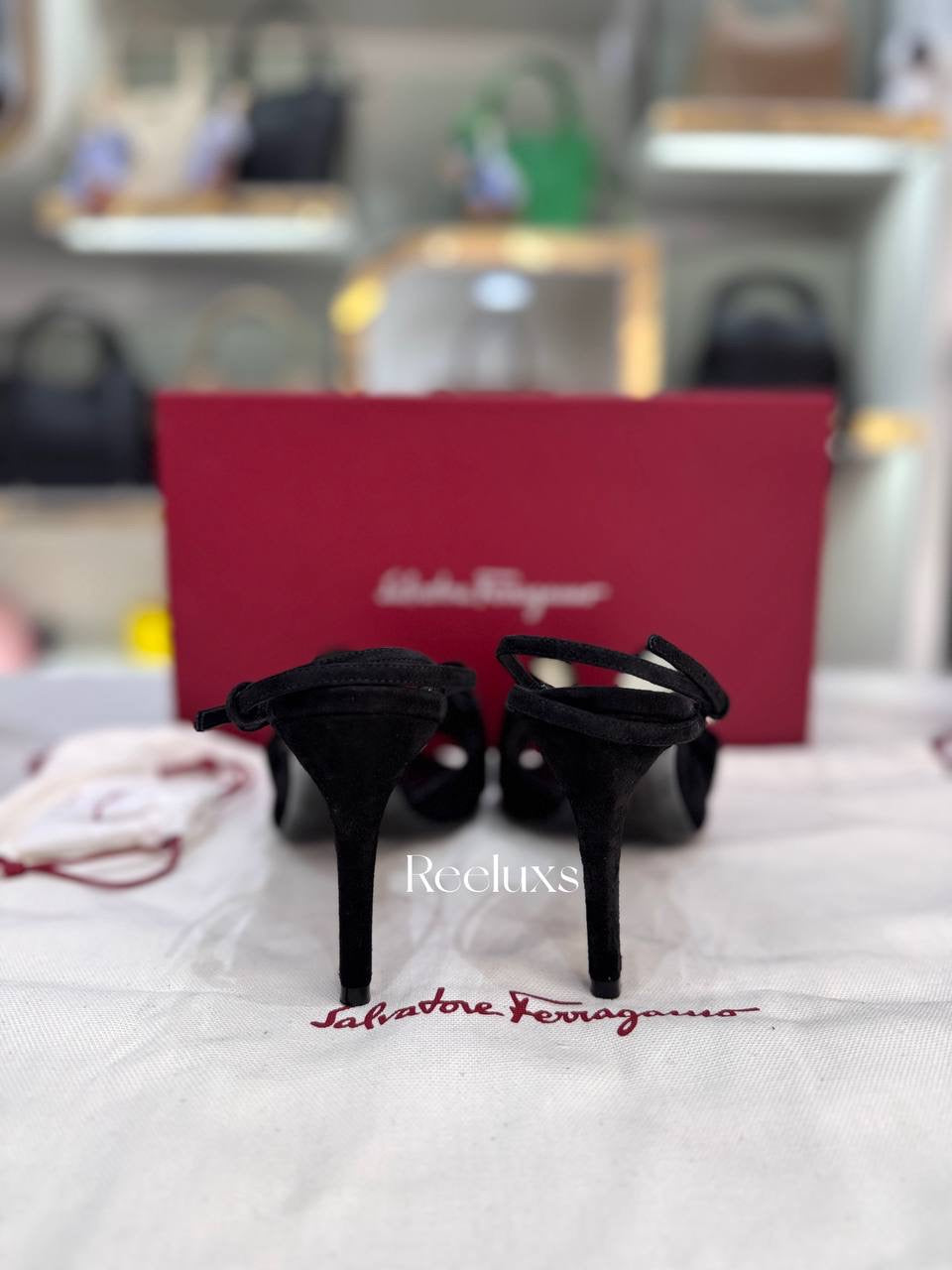 SALVATORE FERRAGAMO Vara Bow Sandals