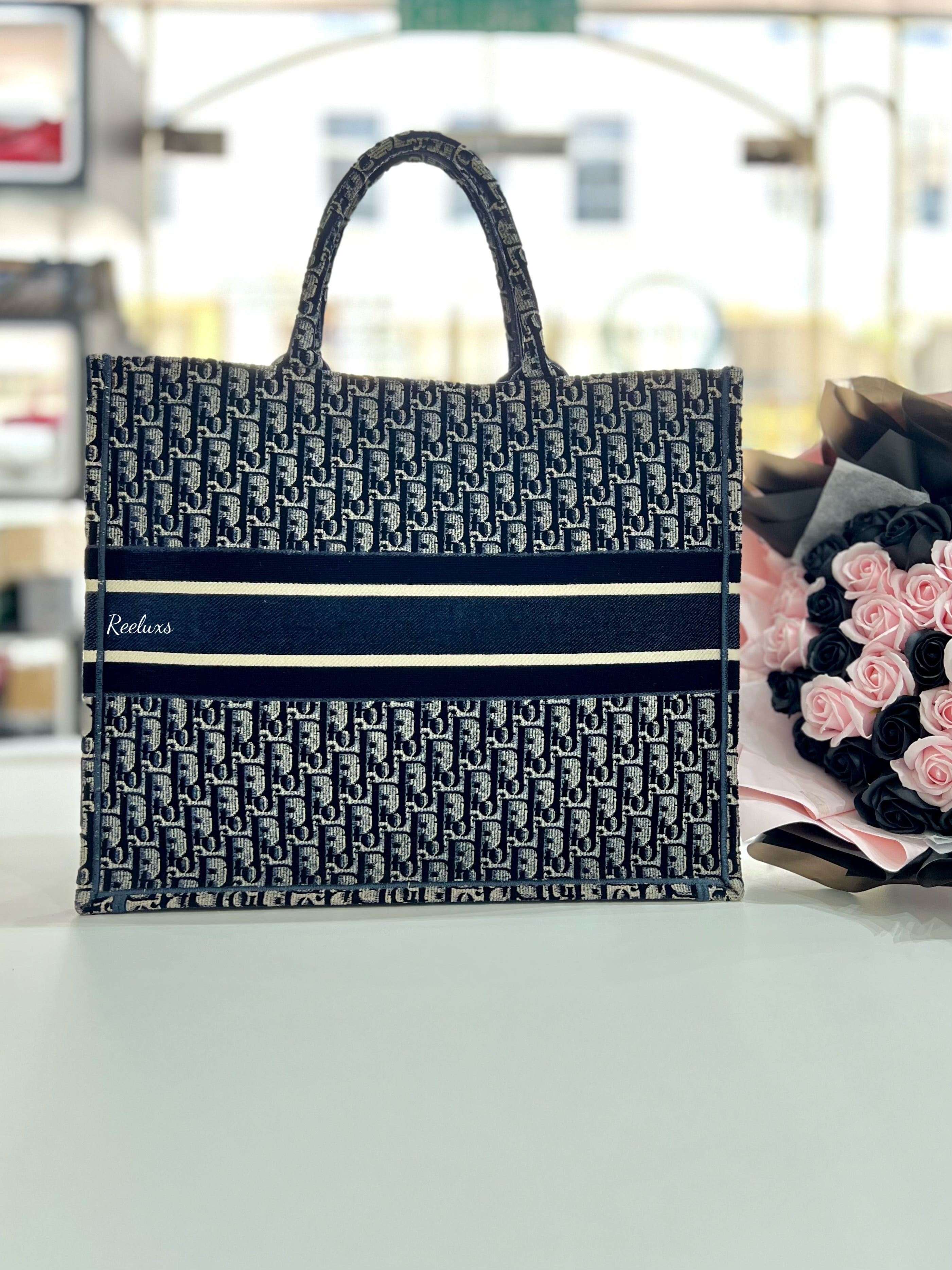CHRISTIAN DIOR Large Dior Book Tote Blue Oblique Embroidery
