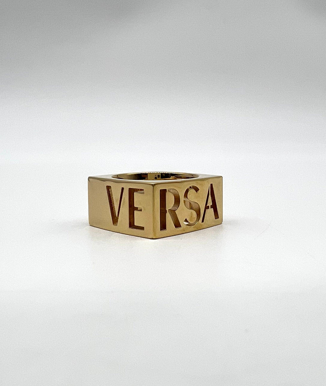 VERSACE Gold Medusa Square Ring - Reeluxs 