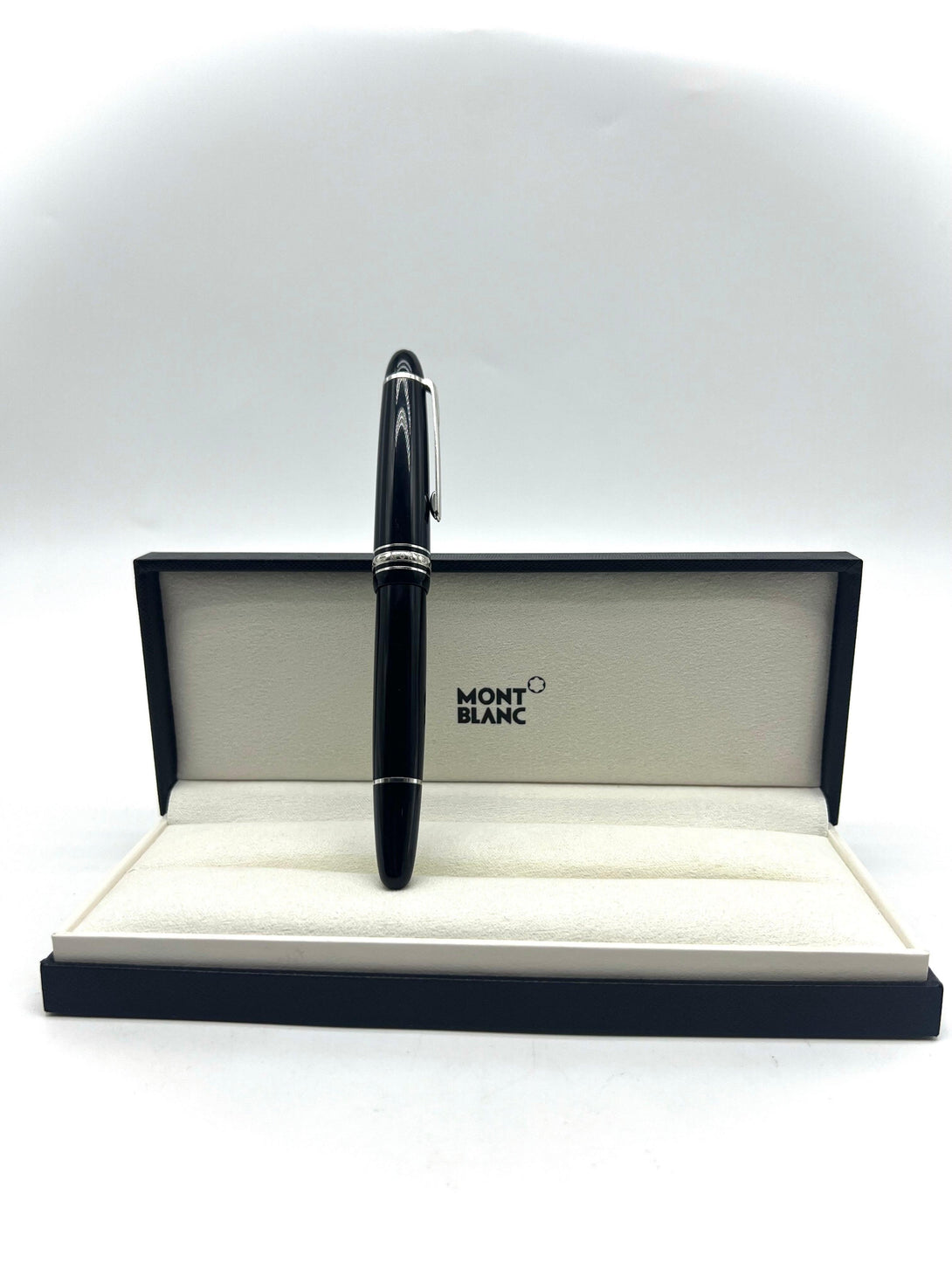 MONT BLANC Rollerball Pen - Black - Reeluxs 