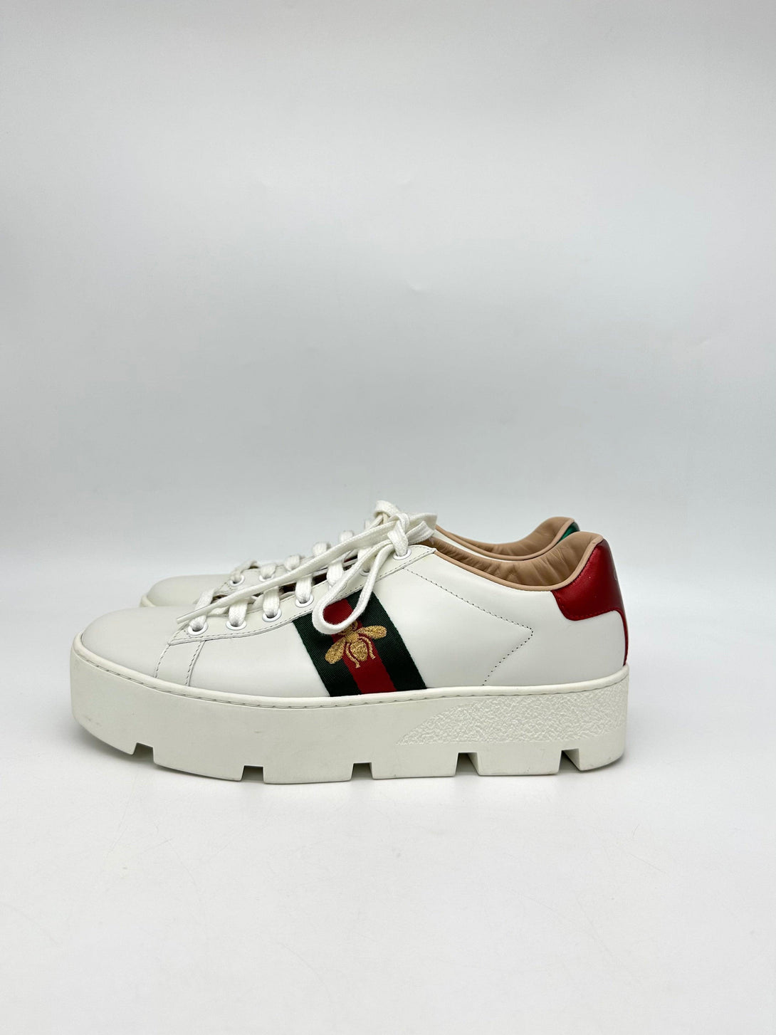 GUCCI White Leather Embroidered Bee Ace Platform Sneakers Size 39 - Reeluxs 