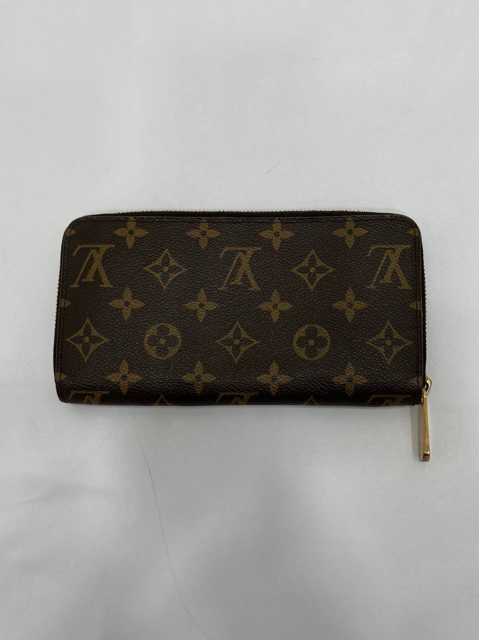 LOUIS VUITTON LV Long Wallet  Zippy Wallet  Monogram