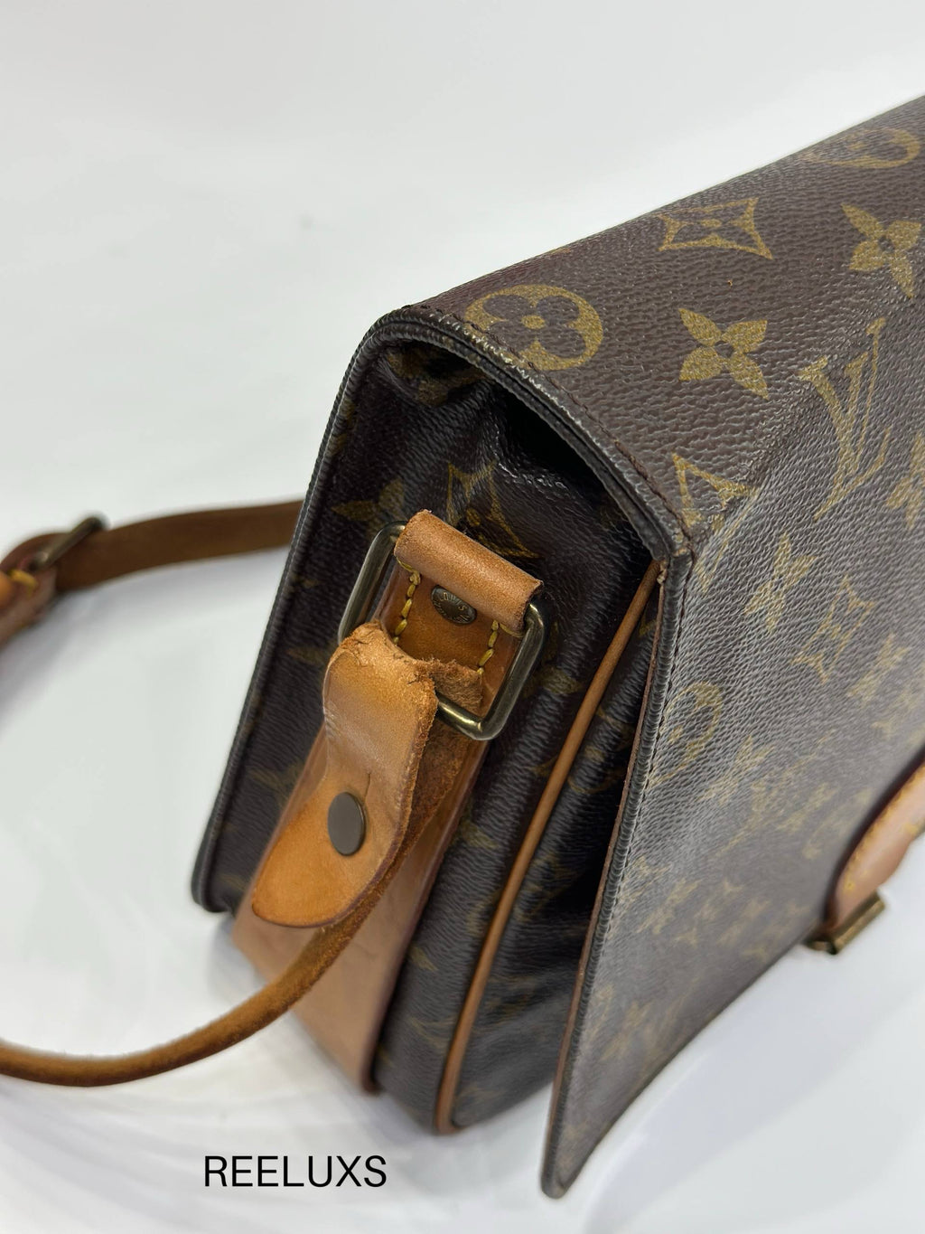 LOUIS VUITTON Cartouchiere MM Shoulder Bag