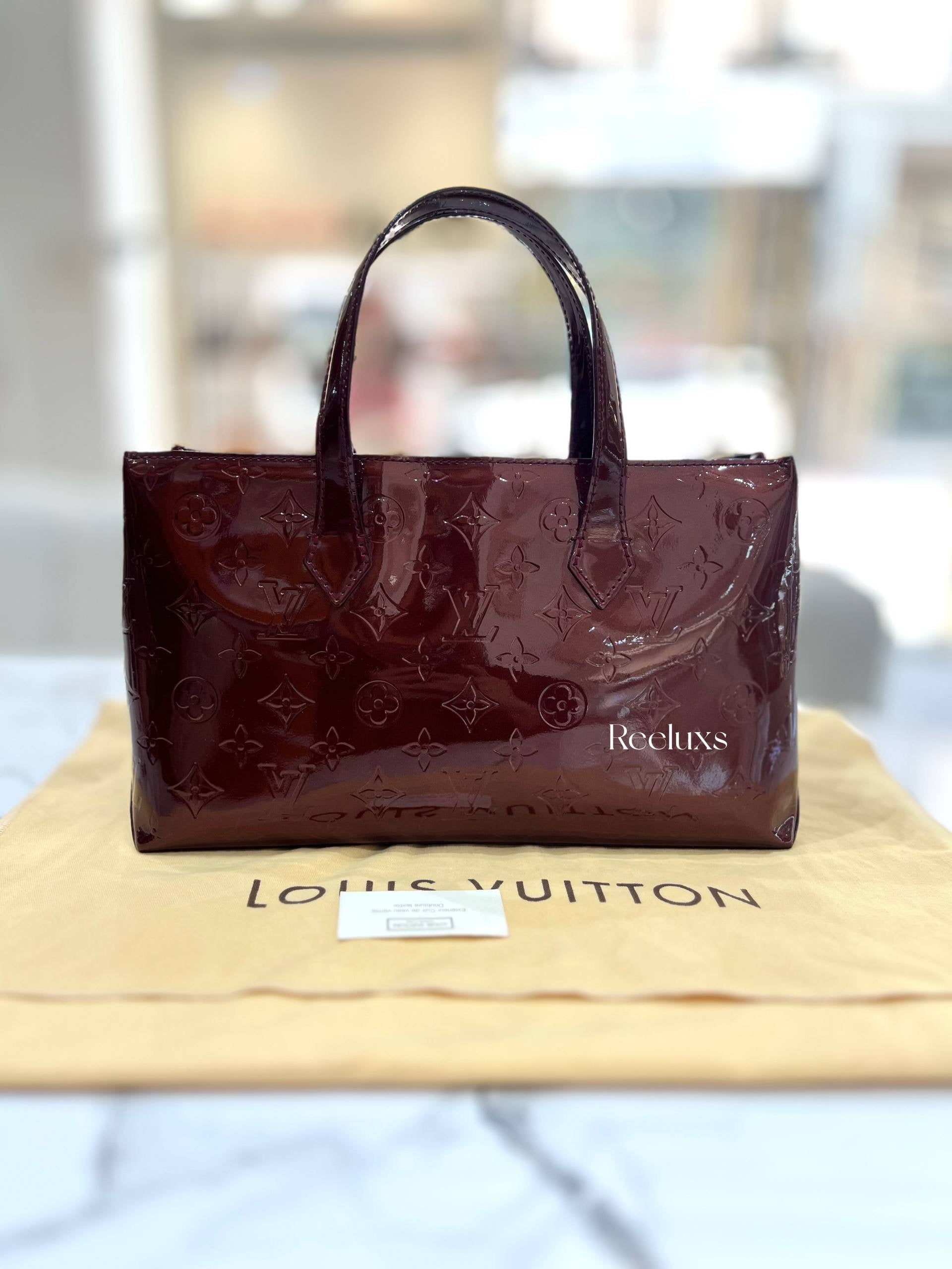 LOUIS VUITTON Monogram Vernis Wilshire PM Handbag