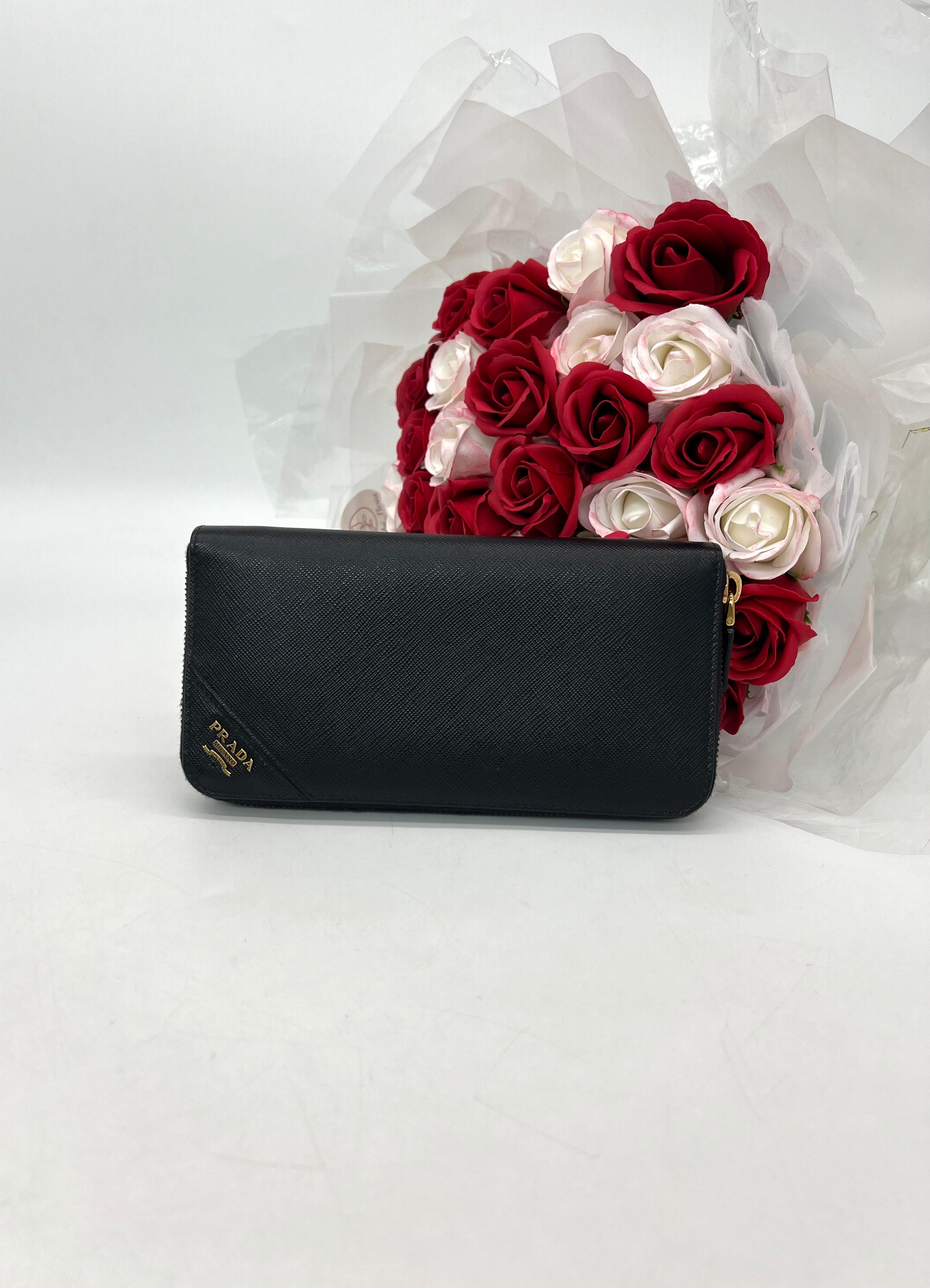 PRADA Long Wallet Safiano leather Black - Reeluxs 