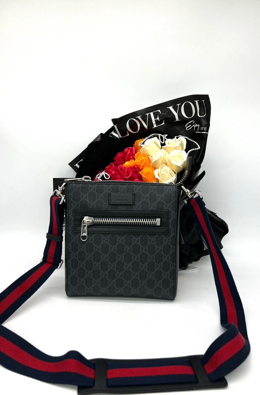 GUCCI Black Mini Supreme Small Messenger Bag - Reeluxs 