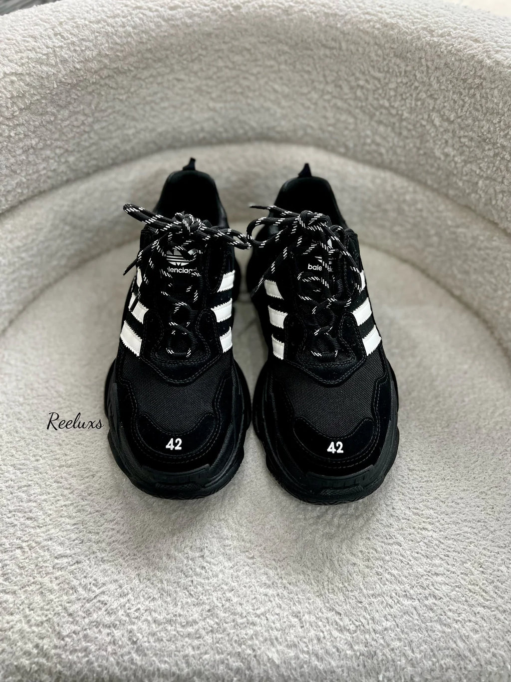 Balenciaga S Trainers Shoe In Black White Size 42