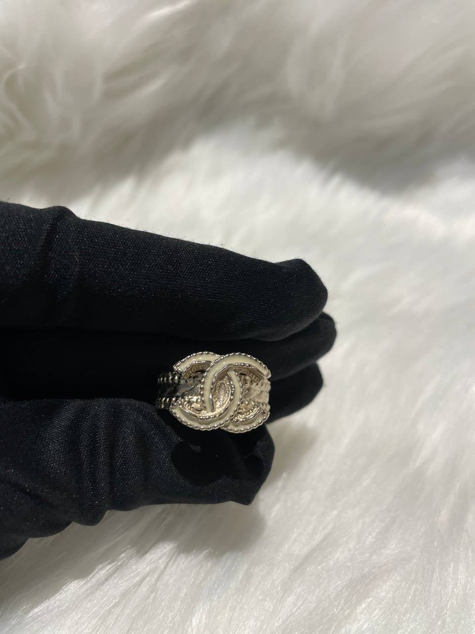 CHANEL  Ring CC Logo