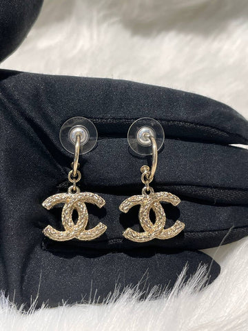 CHANEL  CC Classic Dangling Earrimgs