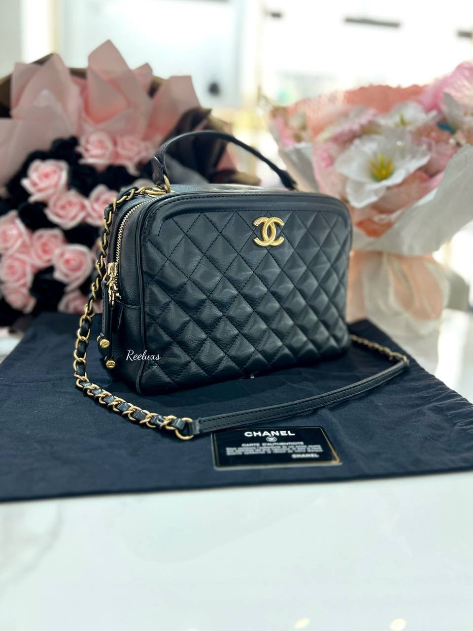 CHANEL  CC Vanity Case Black Calf Leather with Gold Hardware Hand Bag