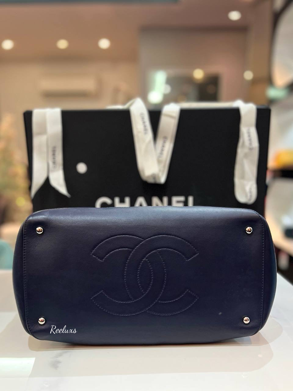 CHANEL Lambskin Easy Shopping Tote Handbag SHW
