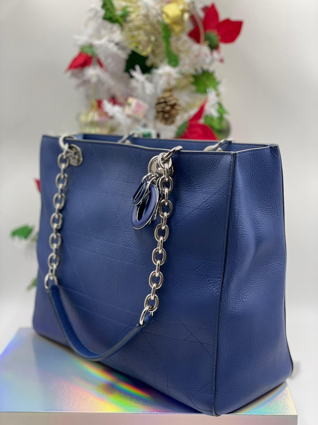 CHRISTIAN DIOR Blue Ultradior Calfskin Leather Bag - Reeluxs 