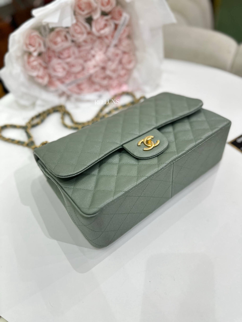 CHANEL Classic Jumbo Double Flap Bag