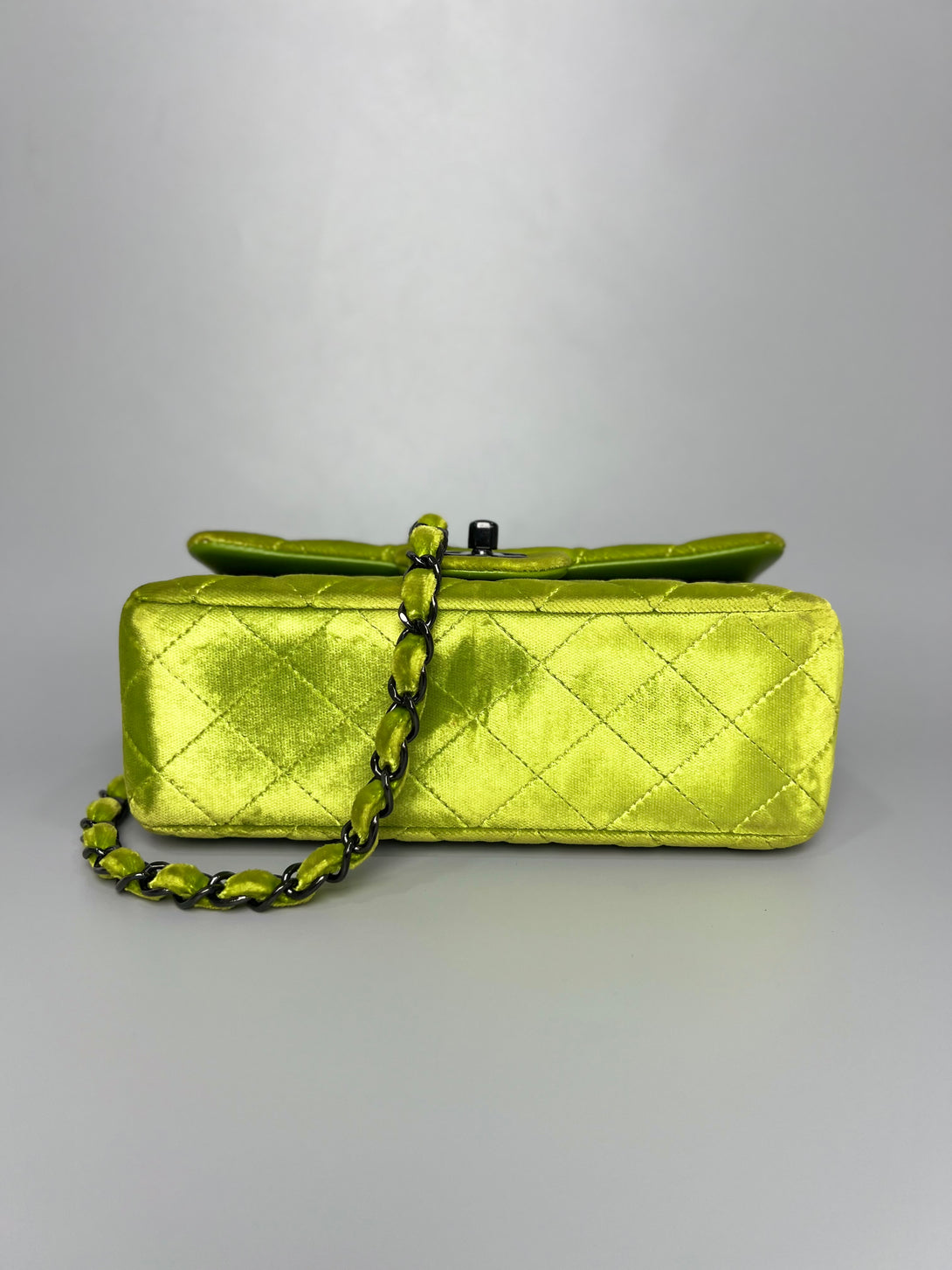 CHANEL Green Lime Quilted Velvet Mini Single Flap Bag - Reeluxs 