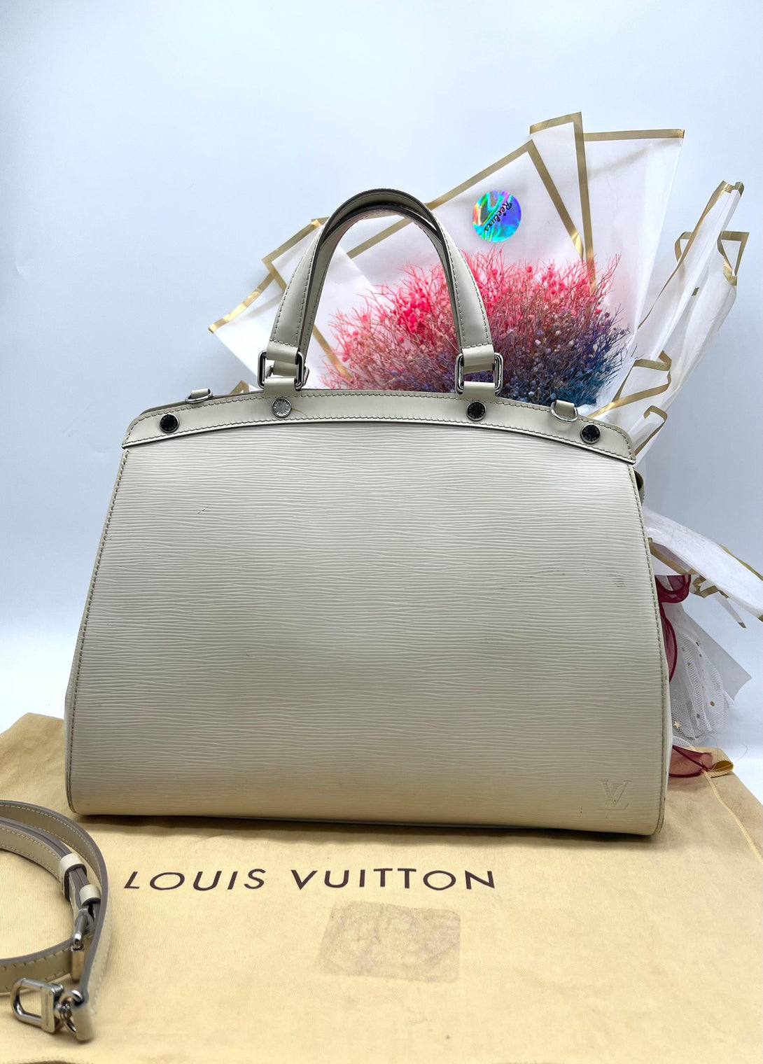 LOUIS VUITTON Brea GM Epi White Leather Shoulder Bag - Reeluxs 