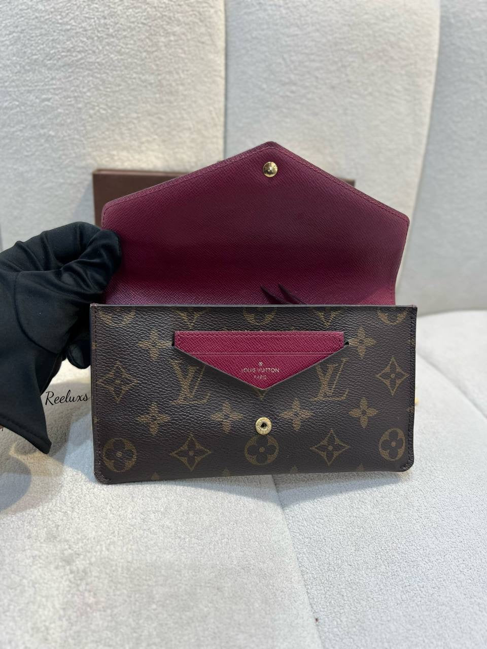 LOUIS VUITTON LV Sarah Wallet In Monogram Canvas
