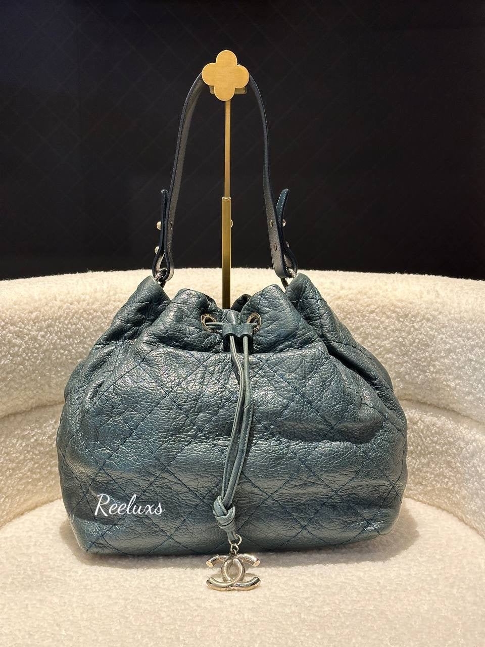 CHANEL Leather Buket Drawstring bag For Women