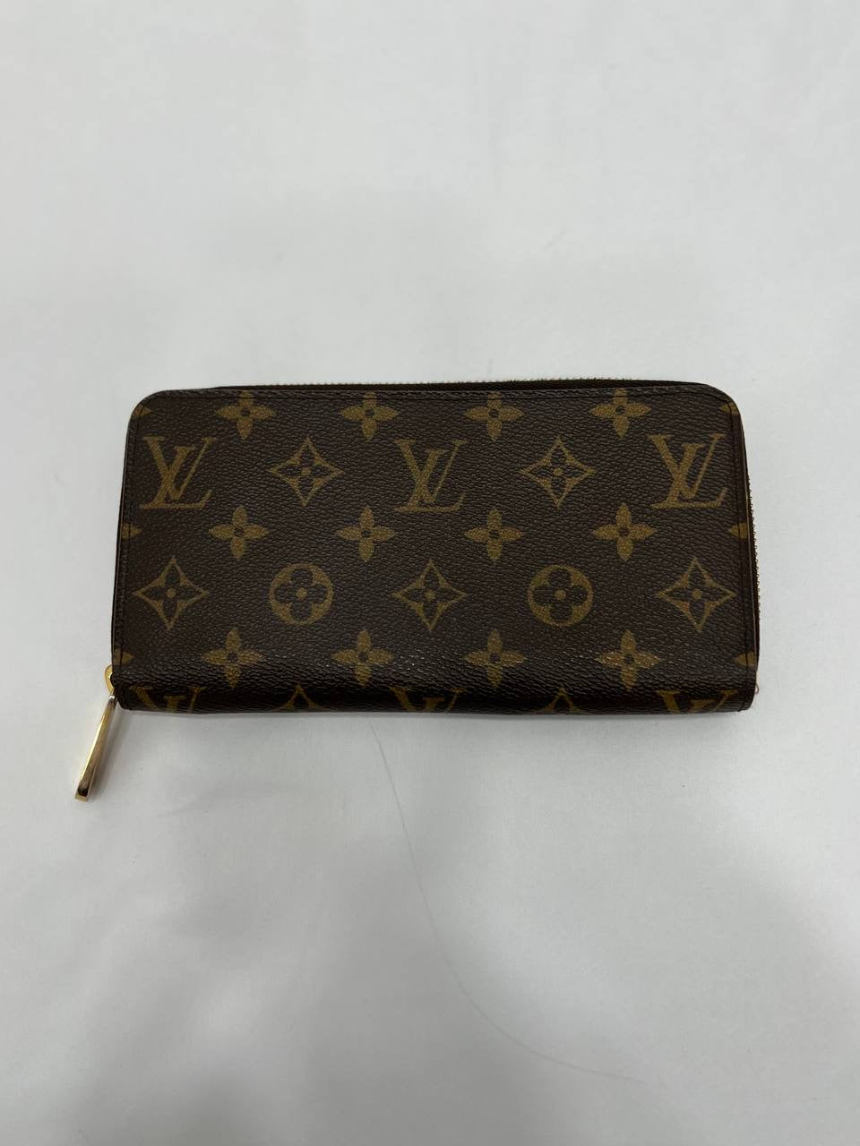 LOUIS VUITTON LV Long Wallet  Zippy Wallet  Monogram