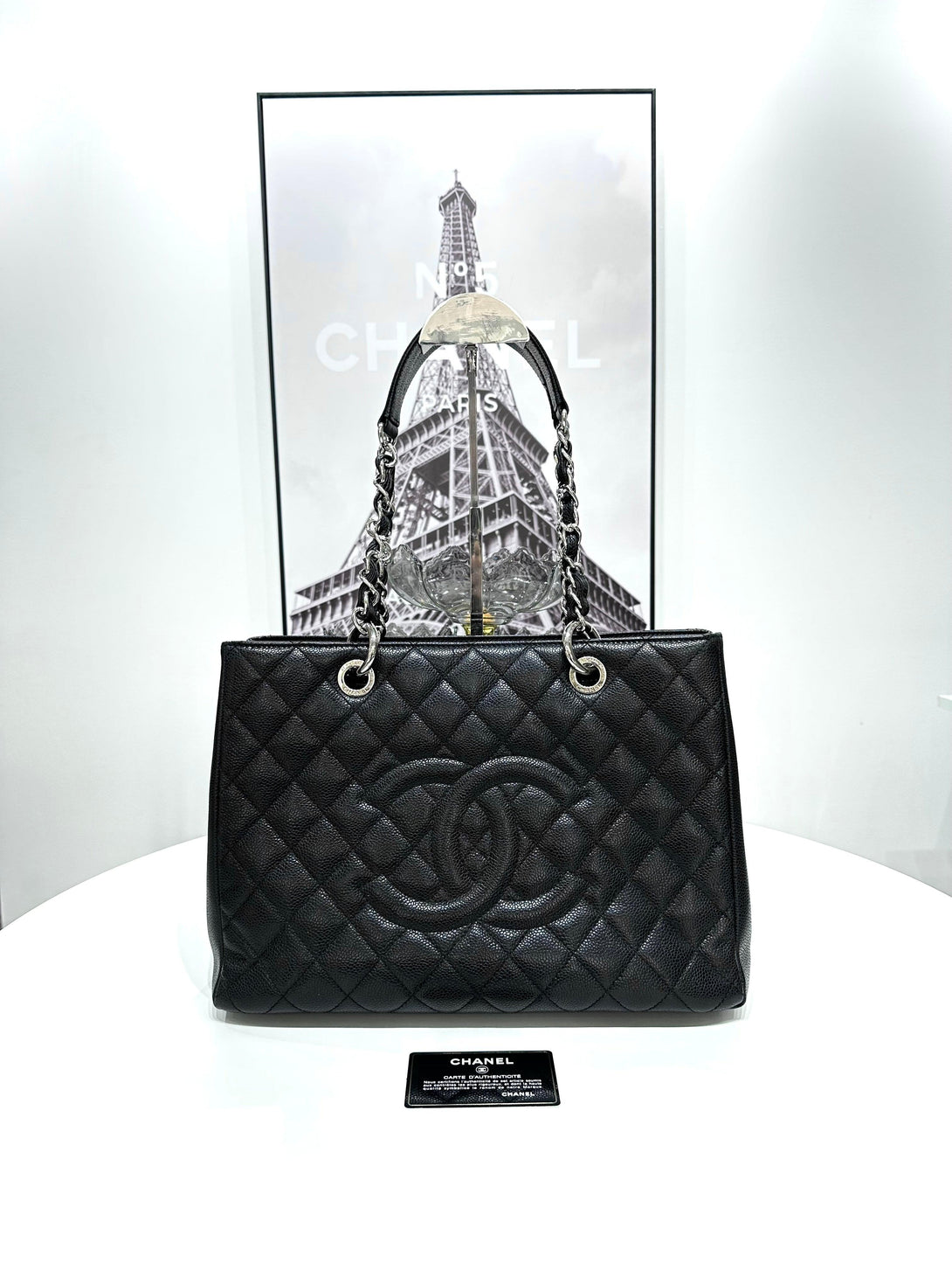 CHANEL Caviar Skin Matelasse Chain Shoulder Bag Black - Reeluxs 