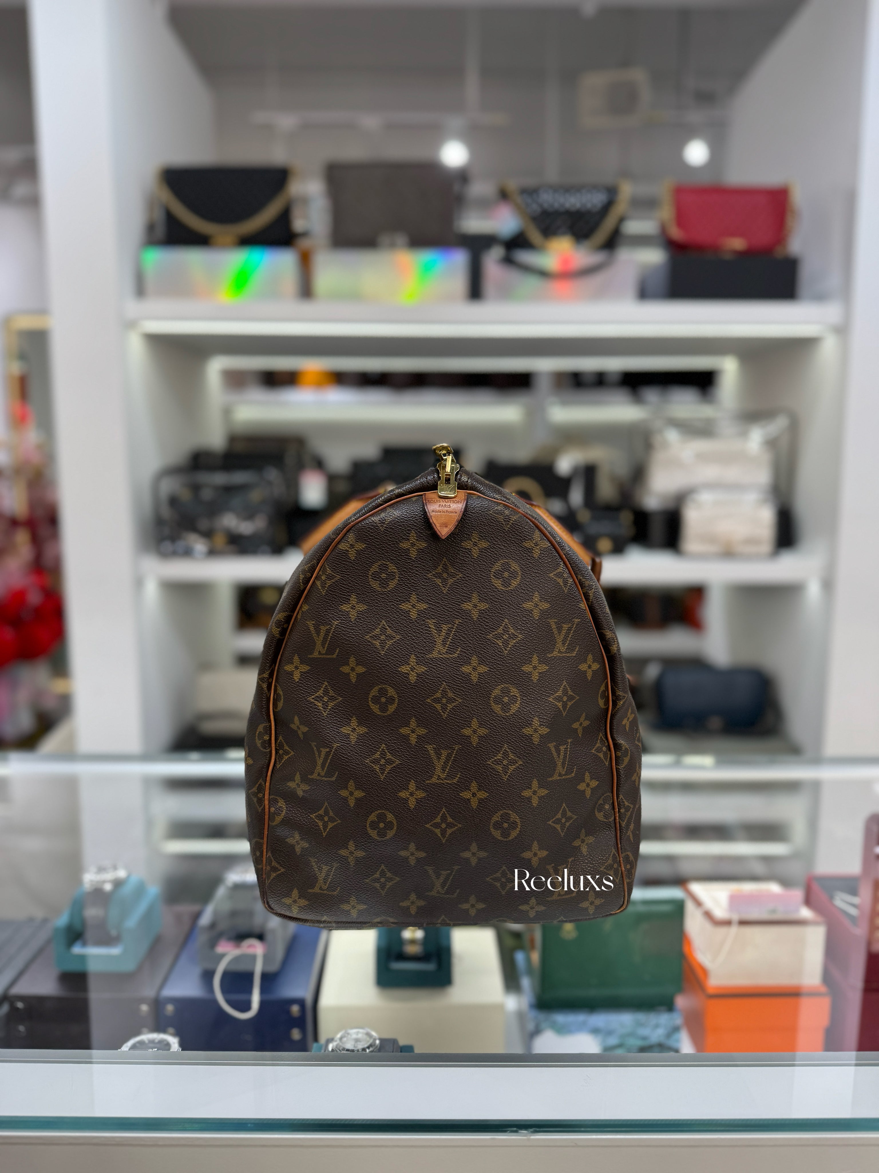 LOUIS VUITTON Keepall 55 Bandoulière Travel Bag