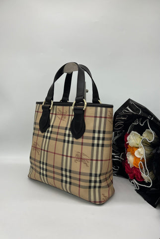 BURBERRY Haymarket Check Medium Tote - Reeluxs 