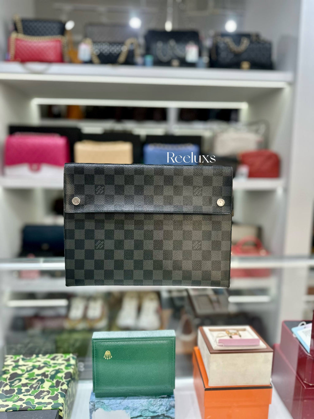 LOUIS VUITTON Damier Graphite Canvas Alpha Pochette GM Clutch