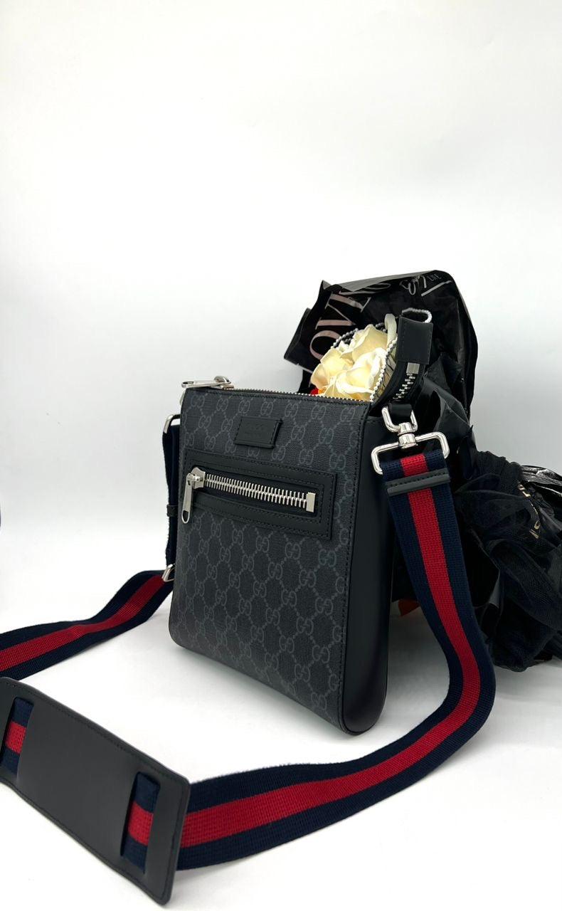 GUCCI Black Mini Supreme Small Messenger Bag - Reeluxs 