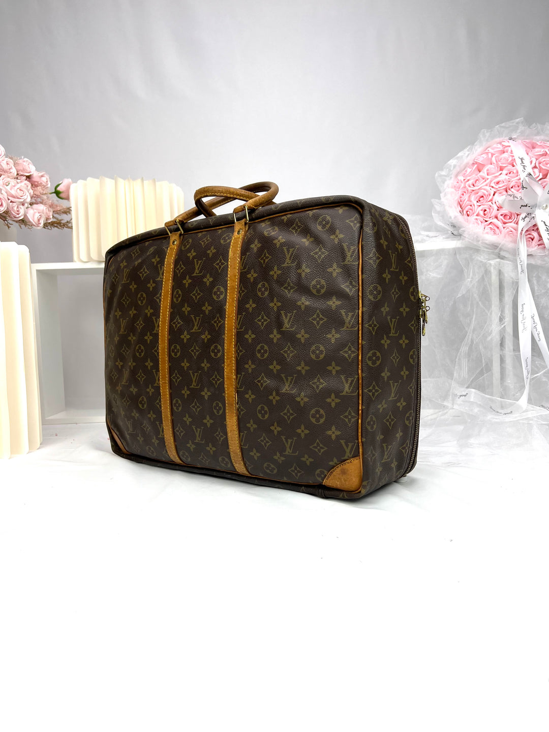 LOUIS VUITTON Monogram Sirius 50 Boston Bag