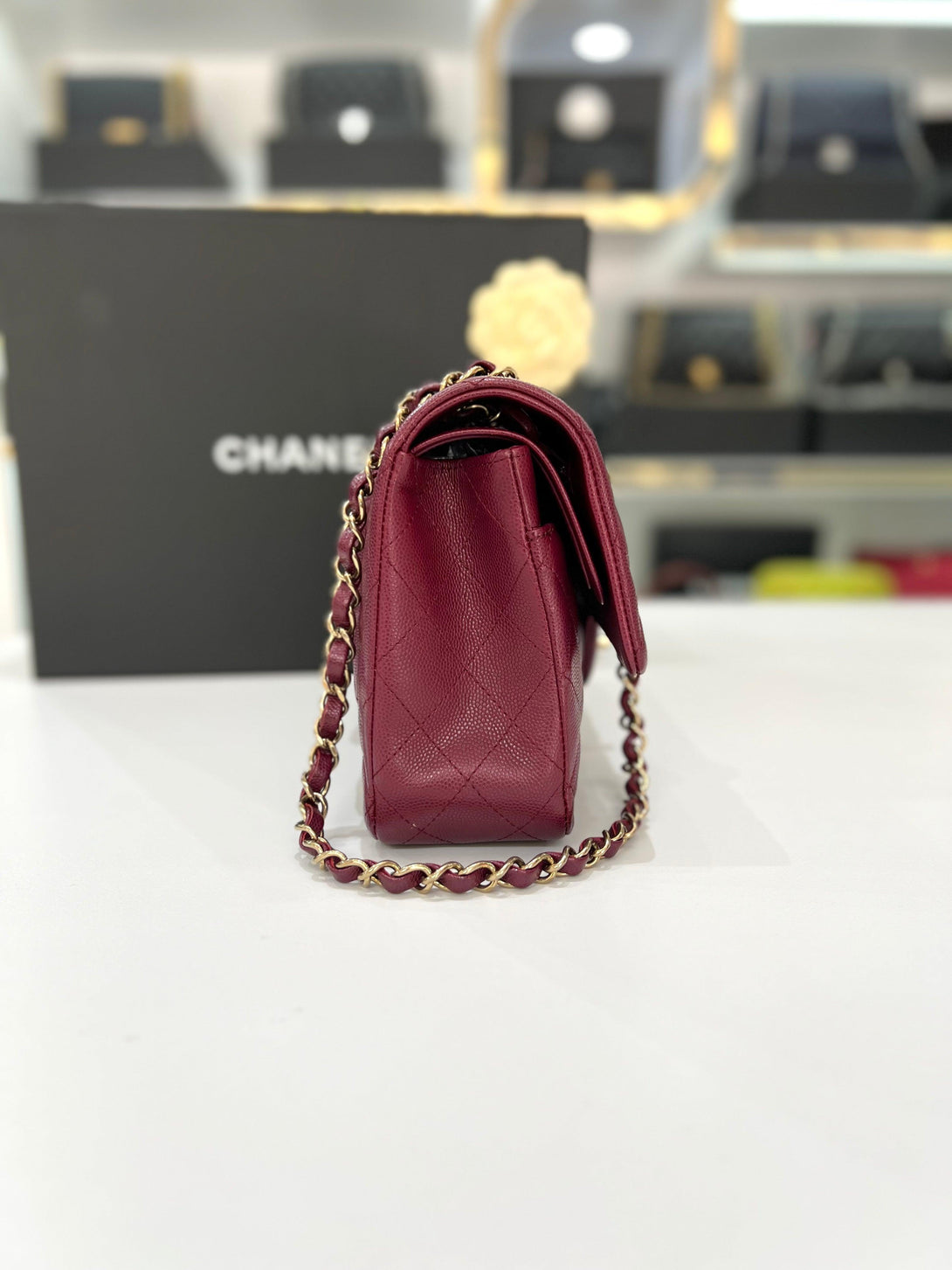 Full Set Microchip CHANEL Medium Shiny Graind Caviar Flap Burgundy Champagne Women Slingbag - Reeluxs 