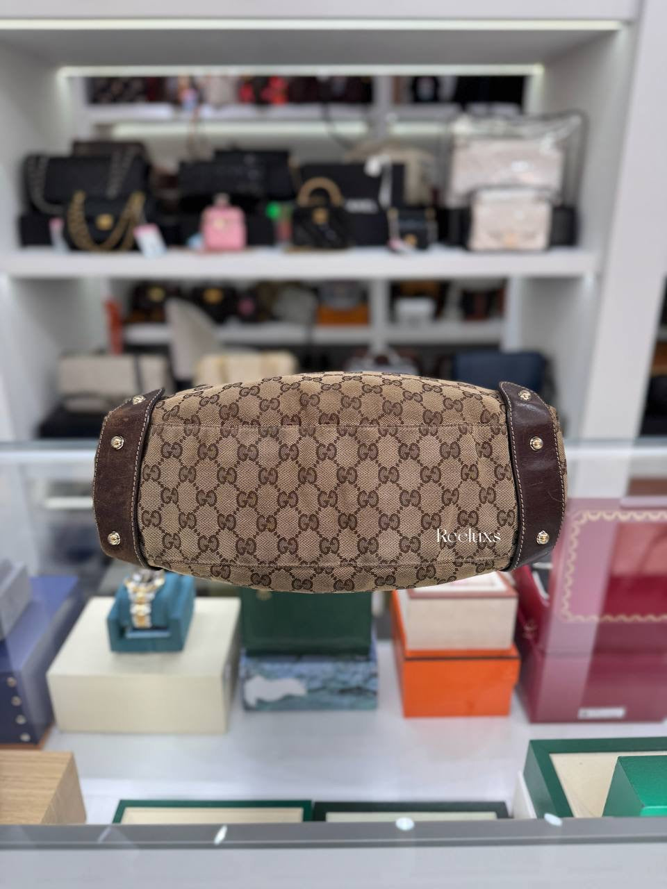 GUCCI GG Canvas Pelham Shoulder Bag