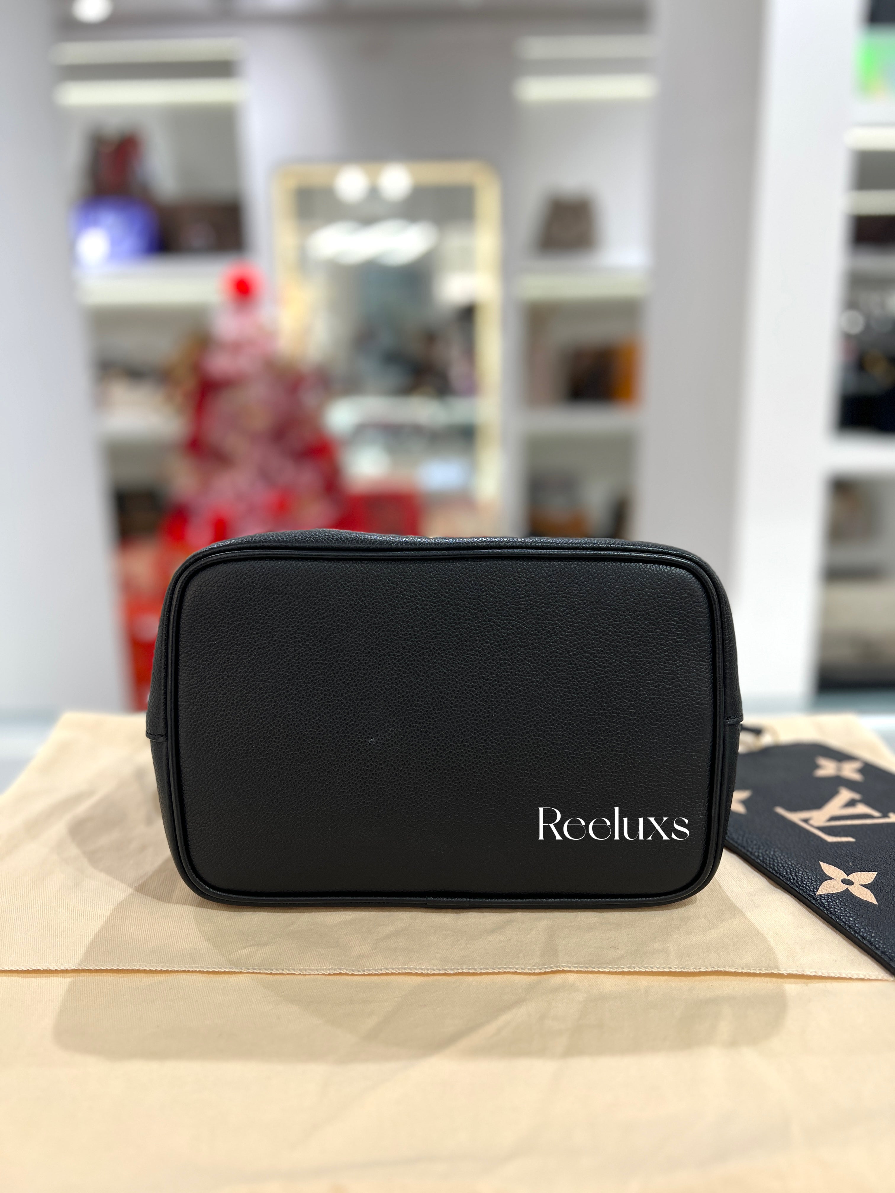 LOUIS VUITTON NéoNeó MM Bucket bag