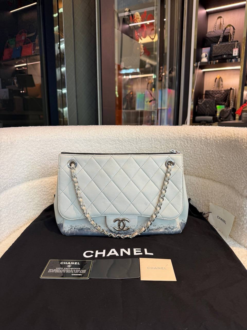 Chanel White/Black Quilted Leather Zip Flap Bag