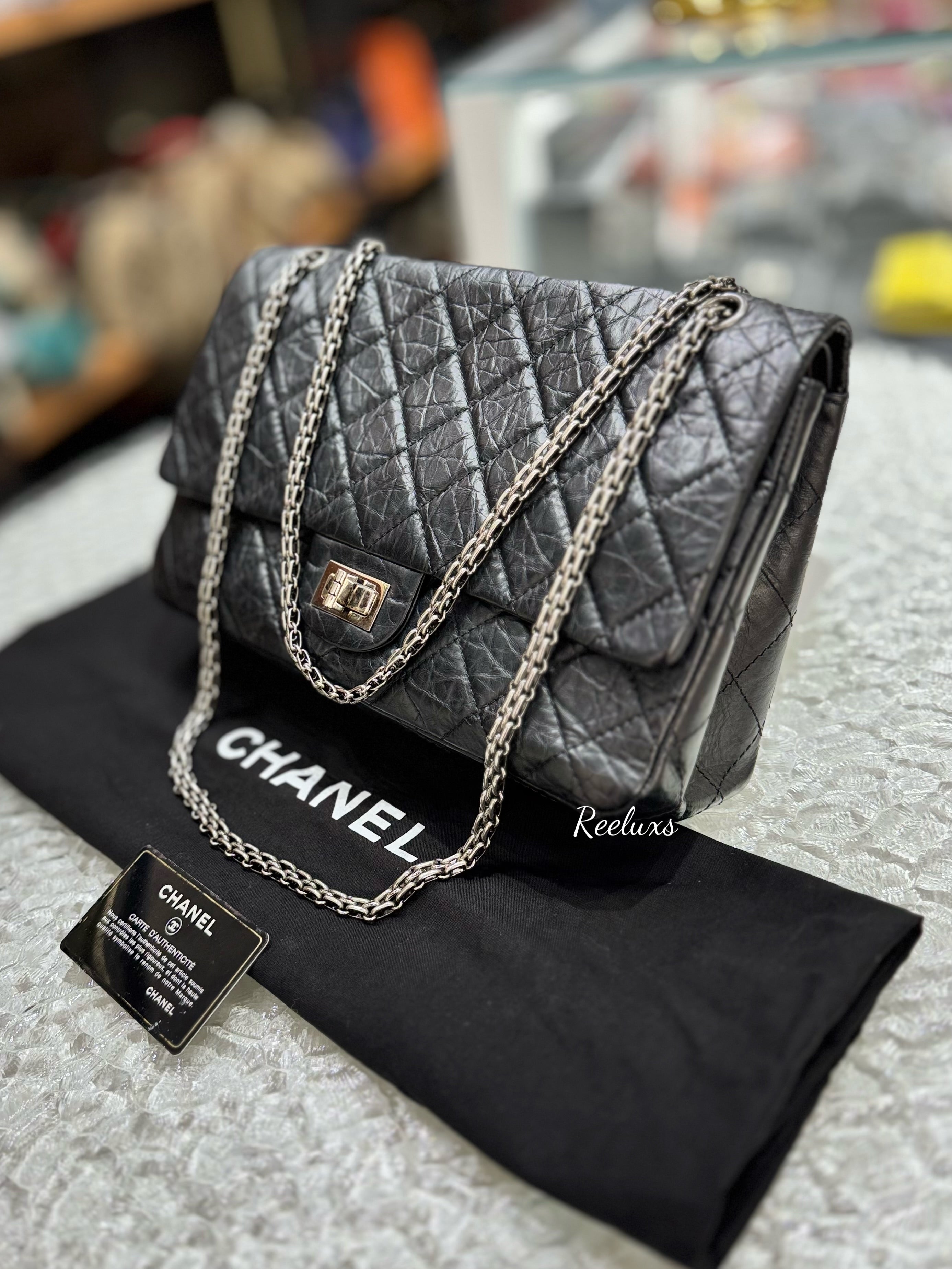 CHANEL Quilted Aged Leather Reissue 2.55 Classic Flap Bag  GHW