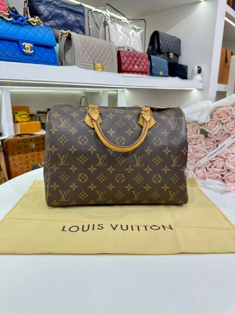 LOUIS VUITTON Monogram Speedy 30