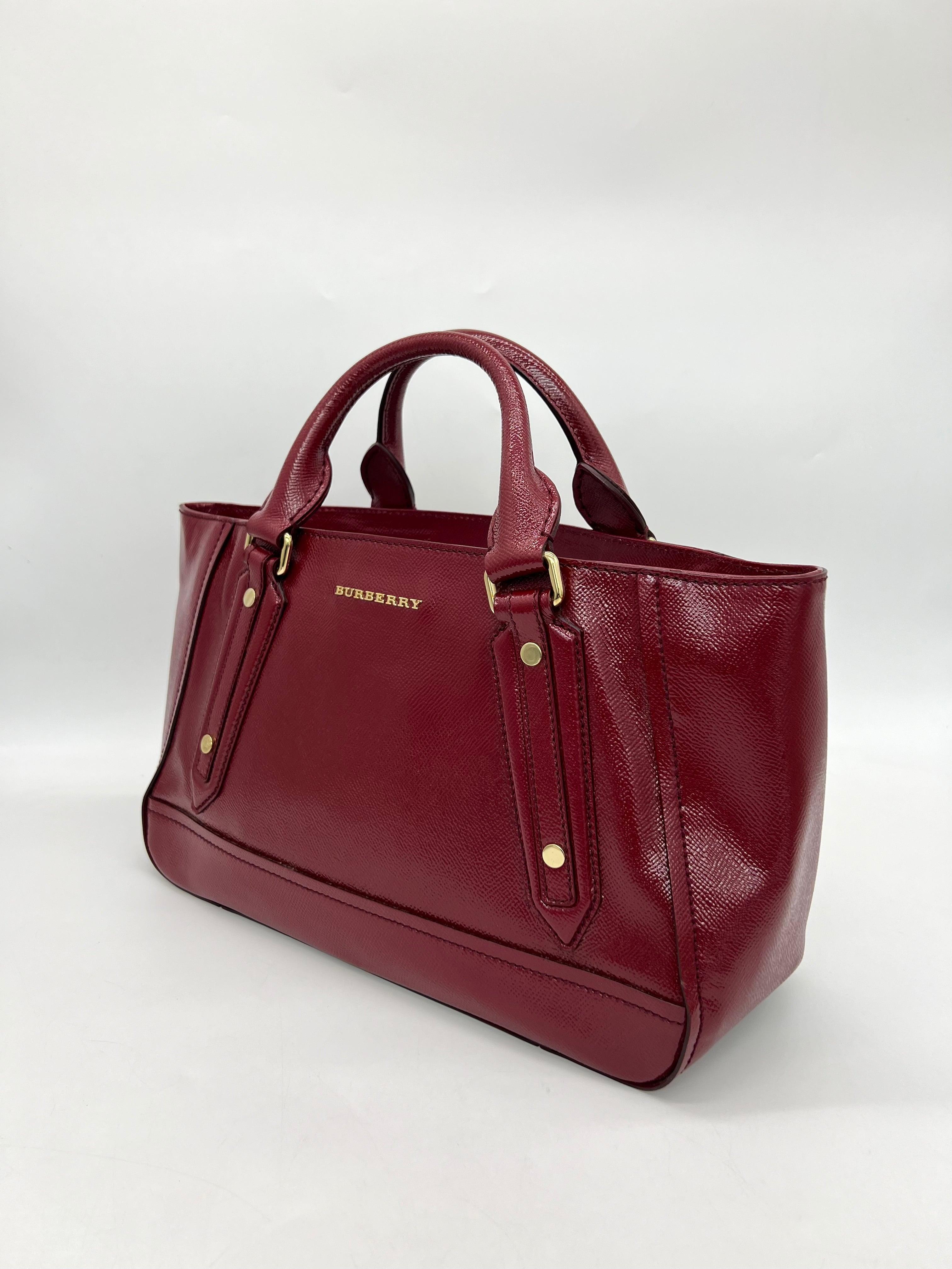 BURBERRY Red Patent Leather Somerford Convertible Tote - Reeluxs 