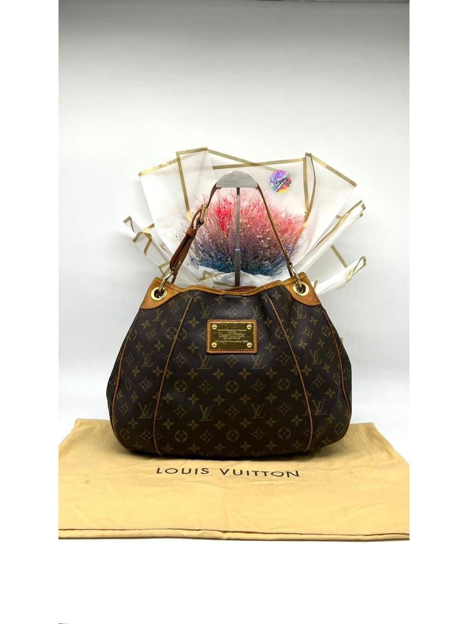 LOUIS VUITTON Monogram Galliera MM Shoulder Bag - Reeluxs 