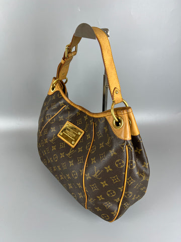 LOUIS VUITTON Vintage Large Shoulder Bag