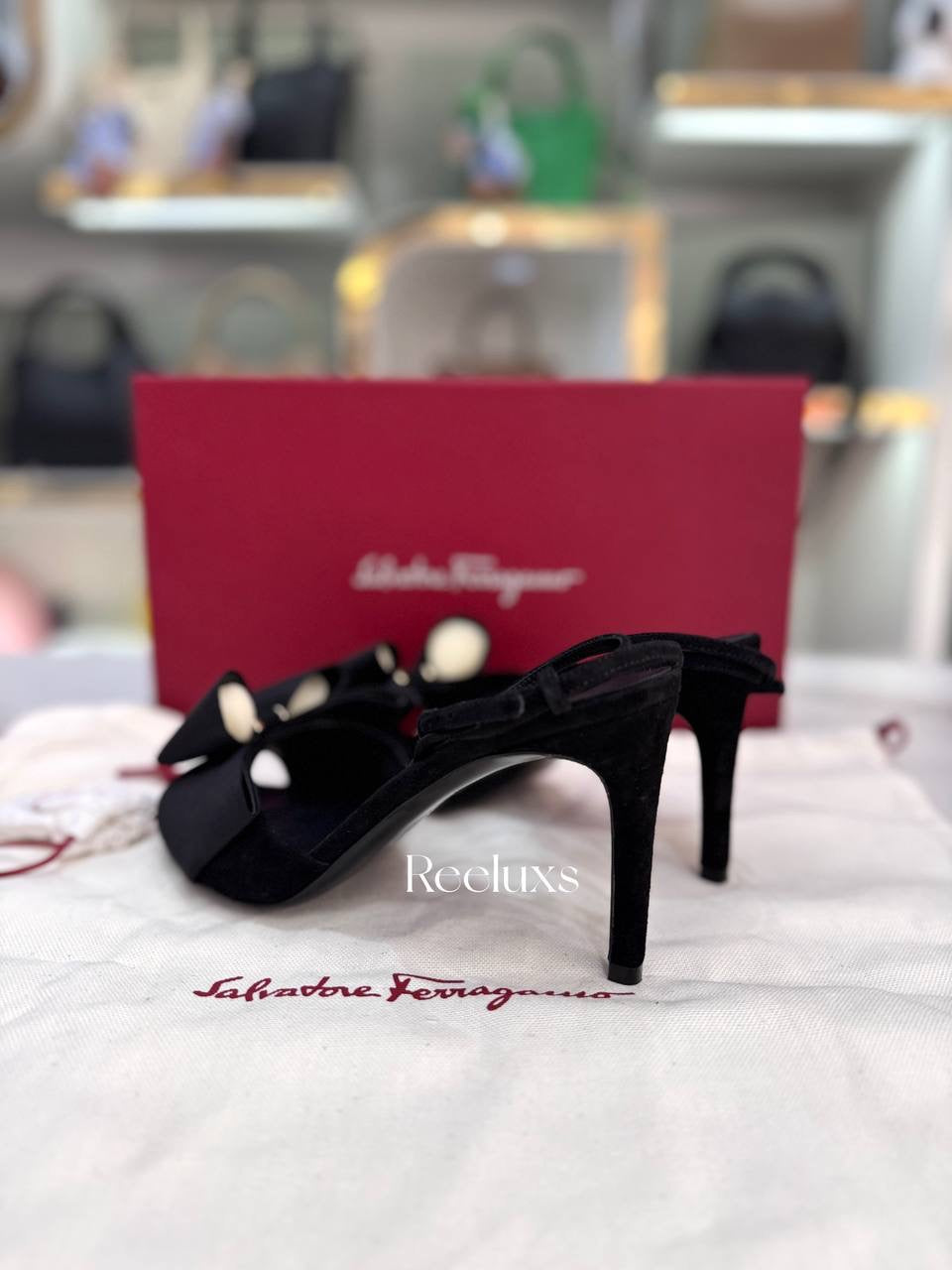 SALVATORE FERRAGAMO Vara Bow Sandals