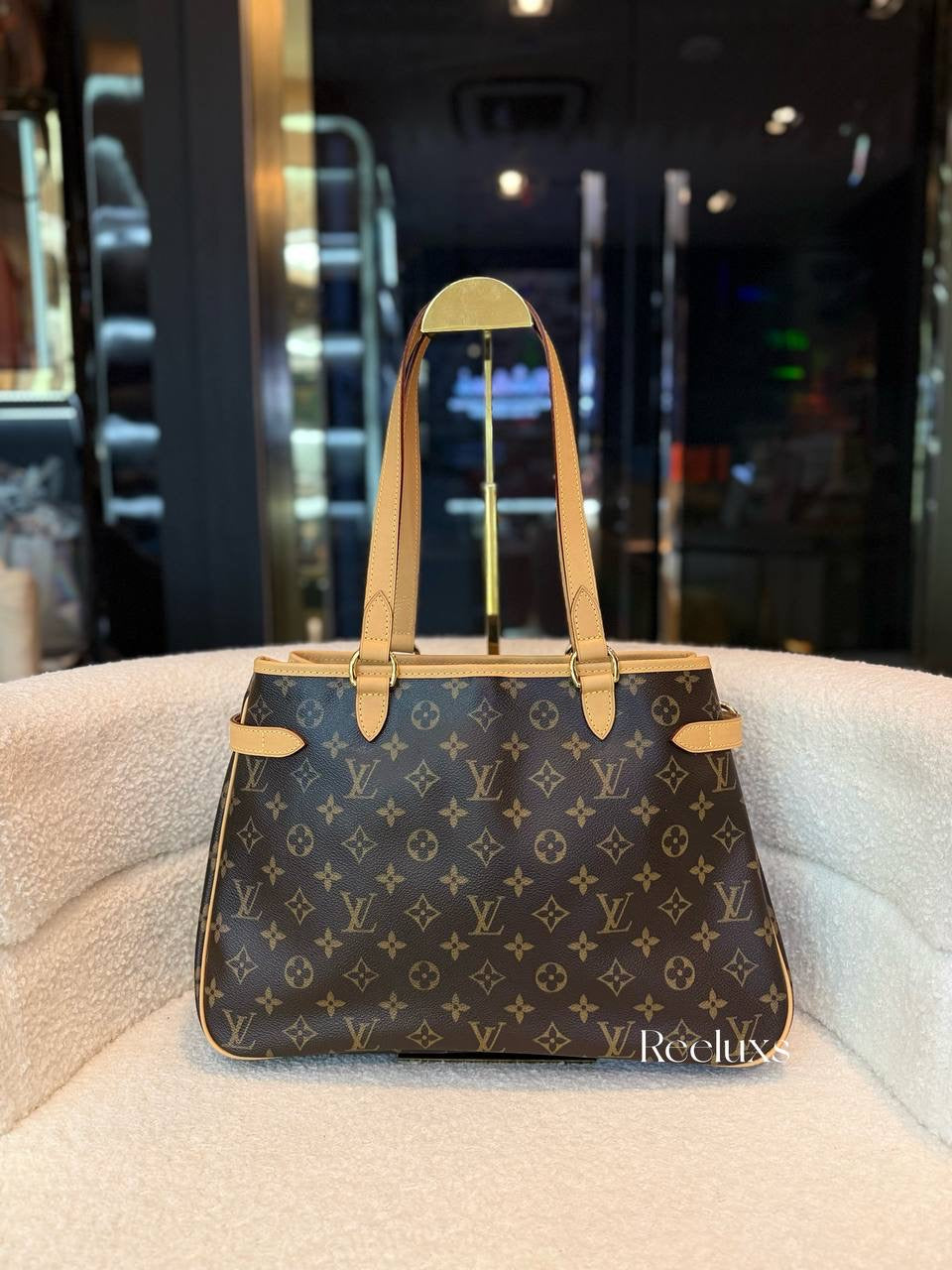 LOUIS VUITTON LV Batignolles Horizontal Shoulder Bag