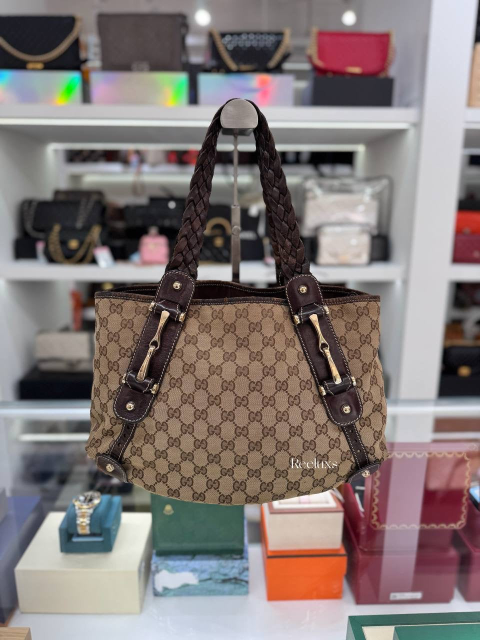 GUCCI GG Canvas Pelham Shoulder Bag