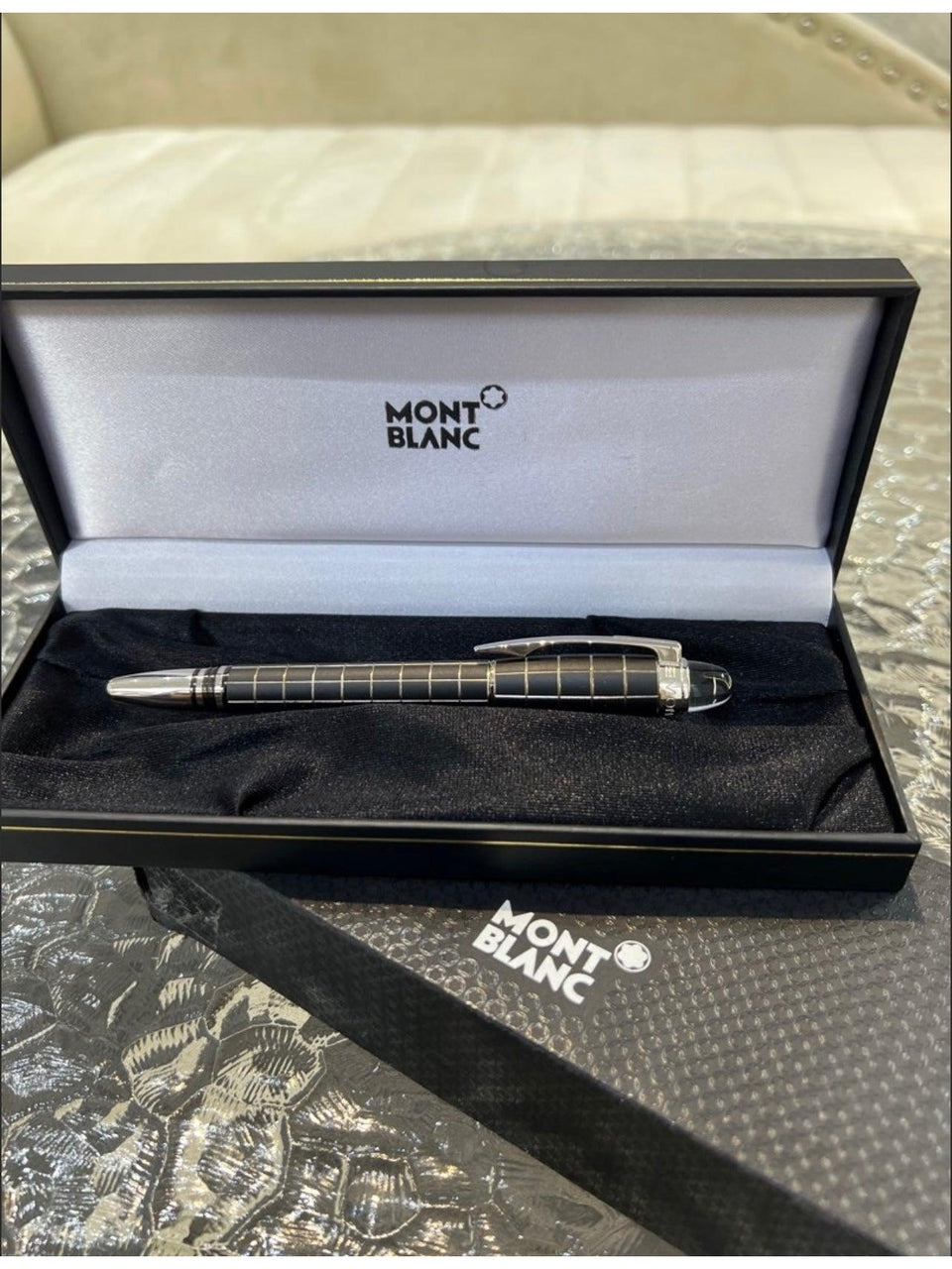 MontBlanc Starwalker Metal &
Fineliner pen - Reeluxs 