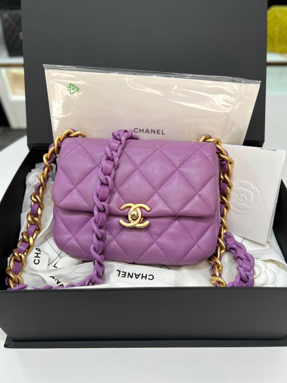 Full Set Microchip CHANEL Lambskin Quilted Small Lacquered Chain Flap Purple Slingbag For Women - Reeluxs 